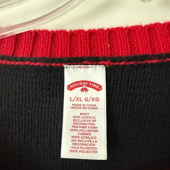 Holiday Time Red and Black Sweater - Picture 4 of 4